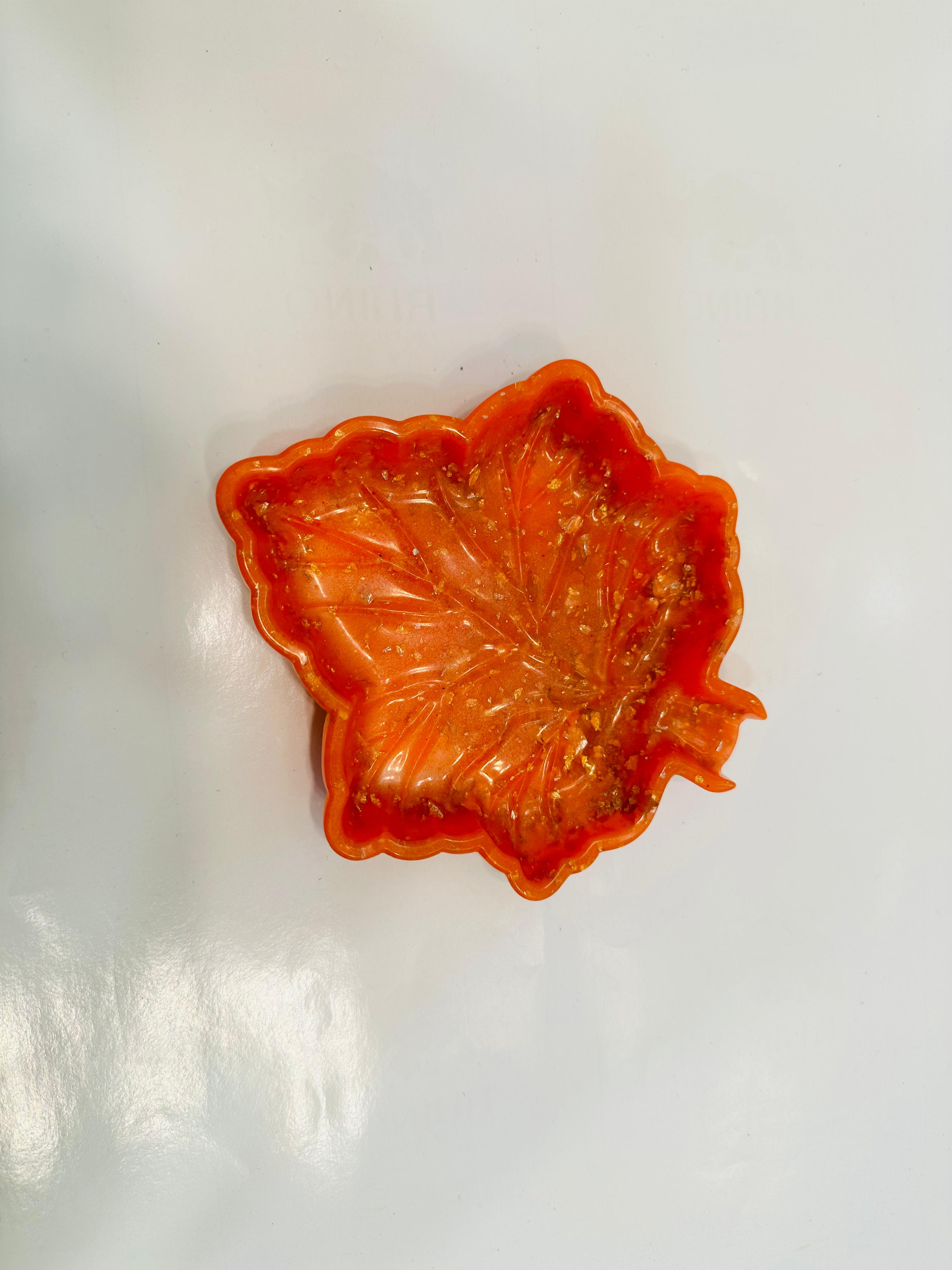 Maple Leaf Small Tray - Resin Art Products