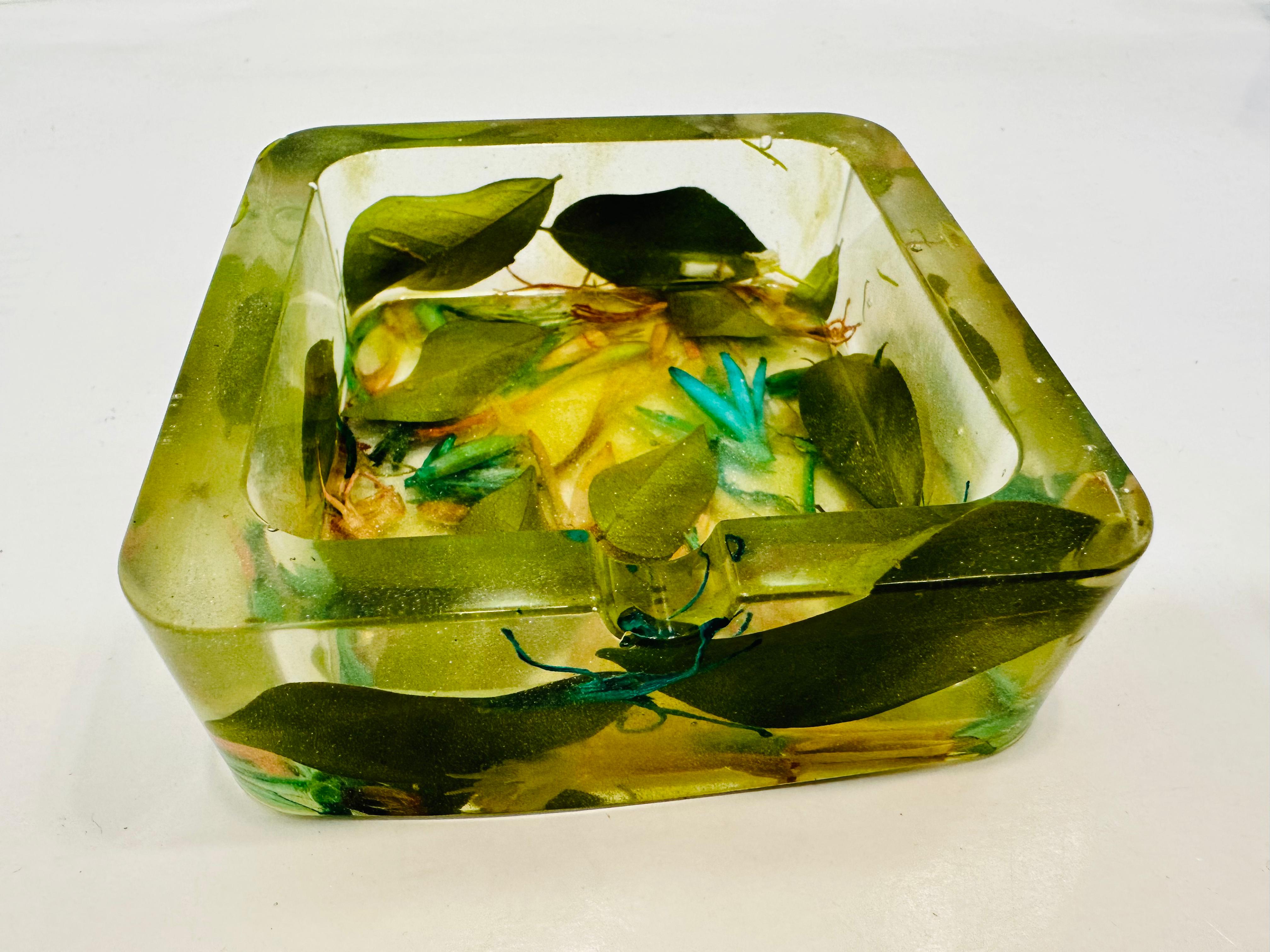 New Stylish Ashtray - Resin Art Products