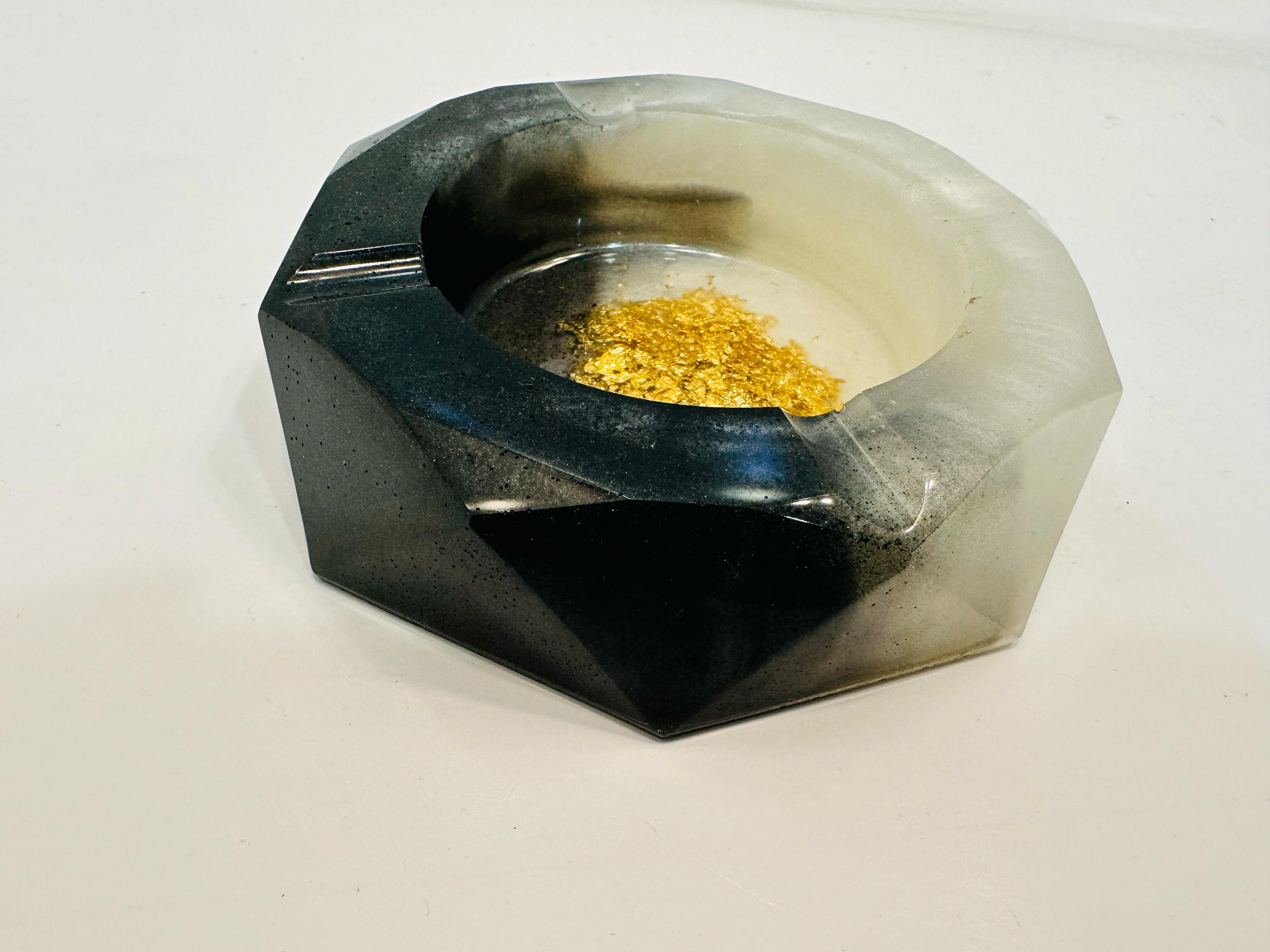 Resin Round ashtray - Resin Art Products