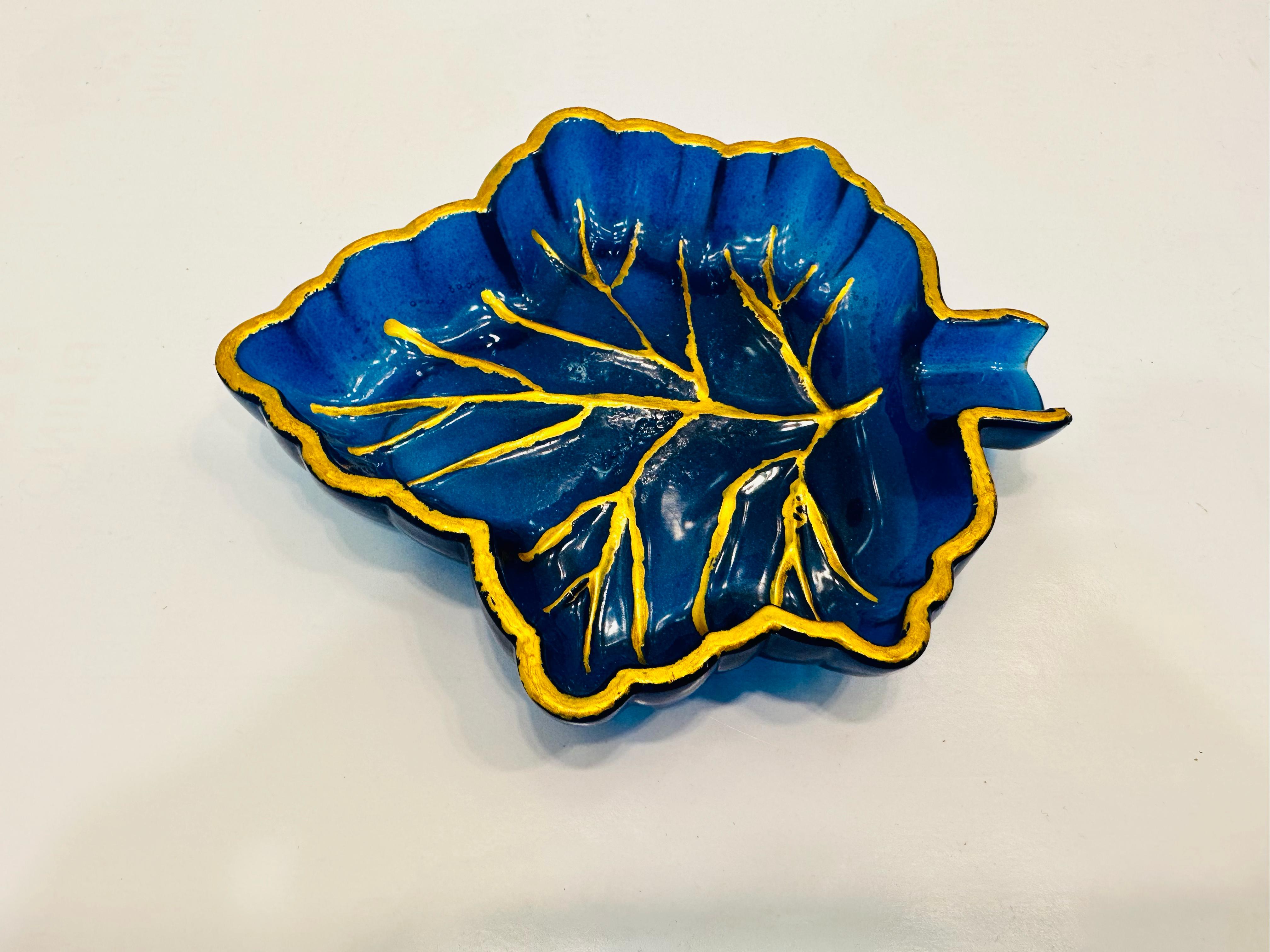 Maple Leaf Small Tray - Resin Art Products